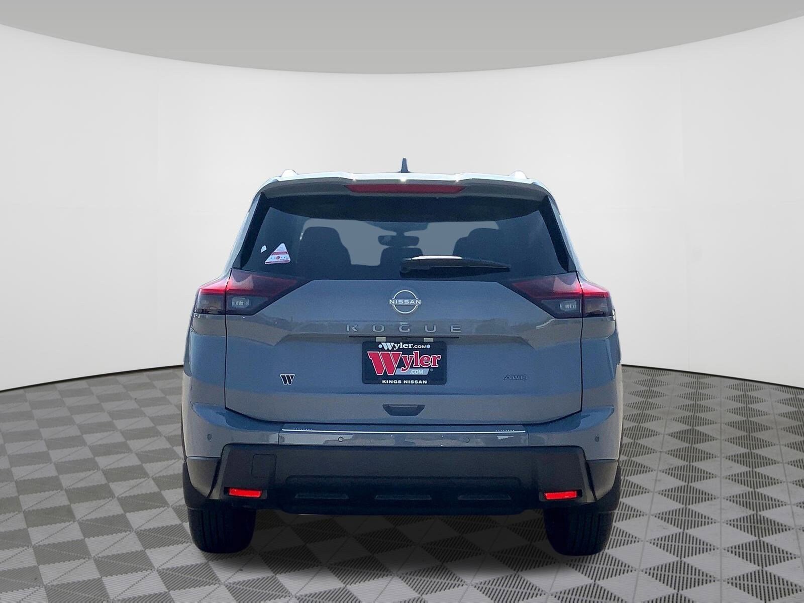 2026 Nissan Rogue SV photo 4