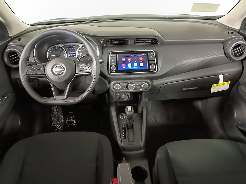 New 2025 Nissan Kicks Play S SUV