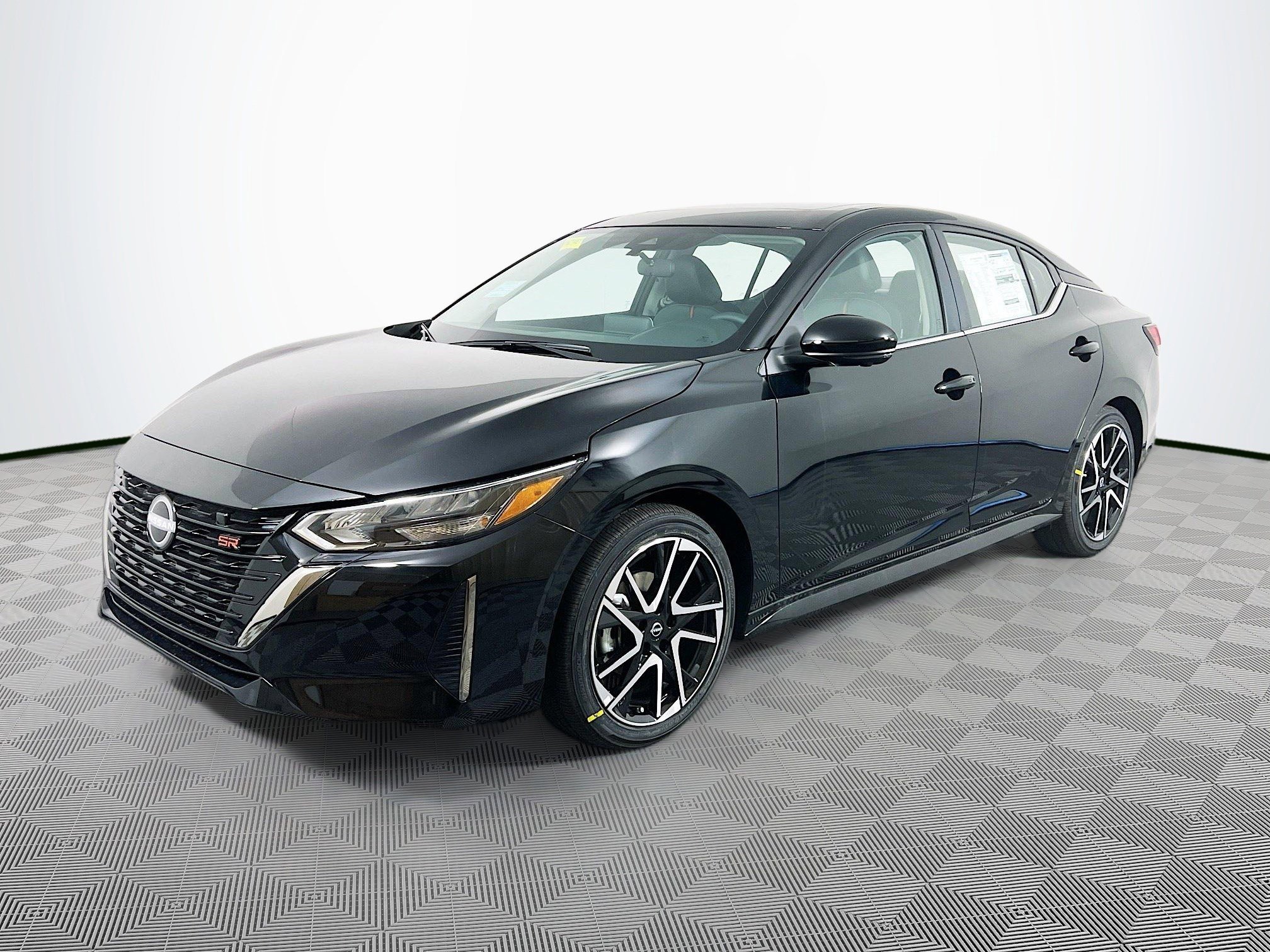 2025 Nissan Sentra SR photo 2