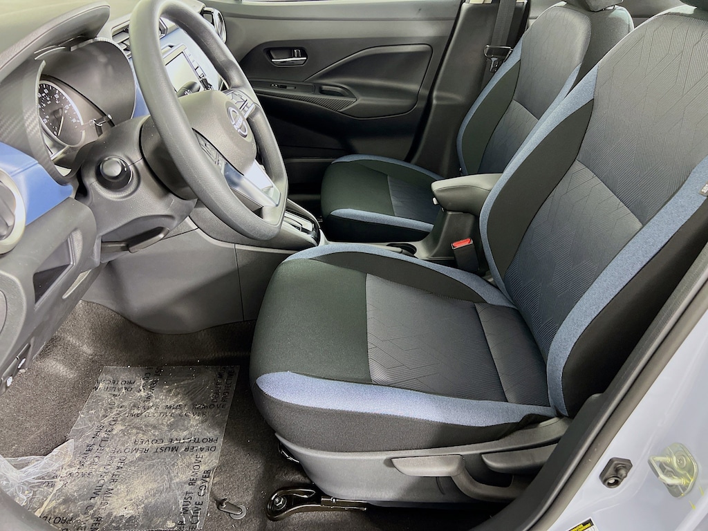 New 2025 Nissan Versa SV Sedan