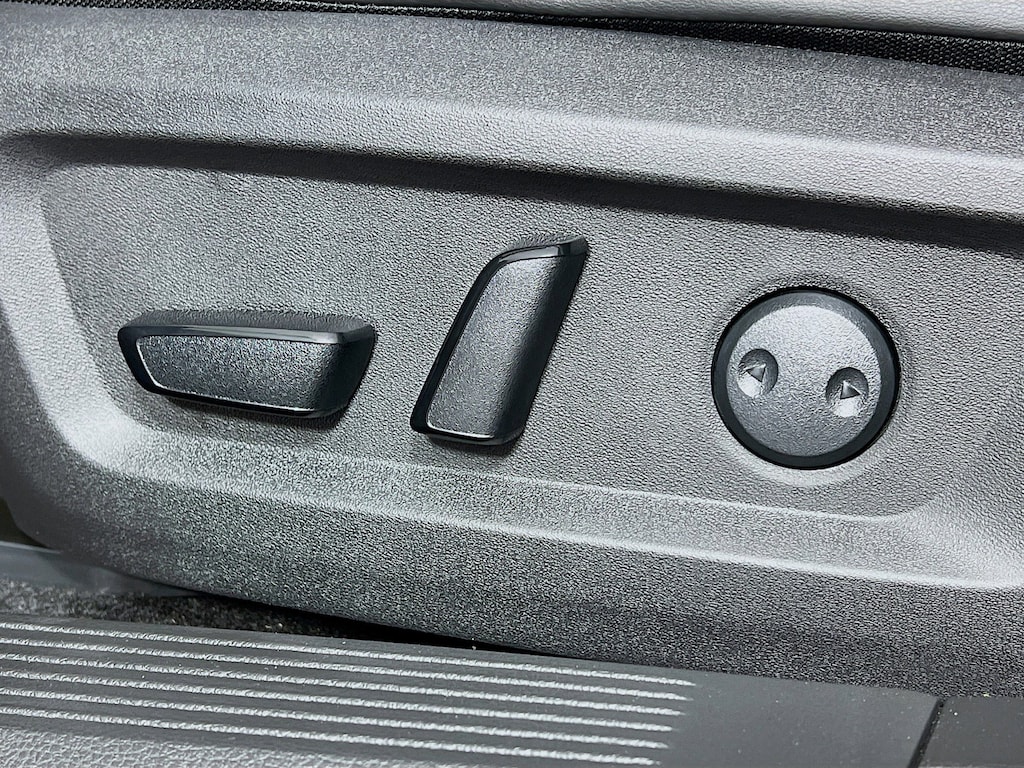 New 2026 Nissan Rogue Platinum SUV