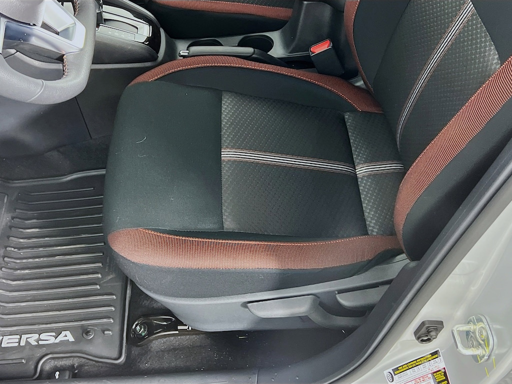 New 2025 Nissan Versa SR Sedan