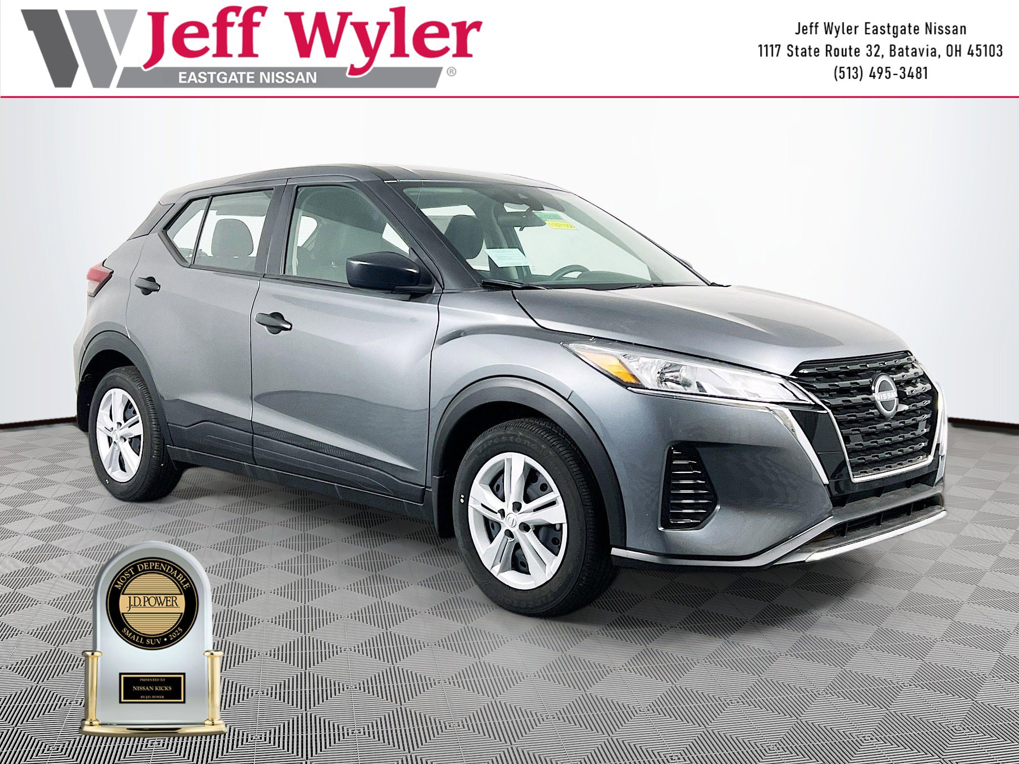 2025 Nissan KICKS PLAY Base's photo