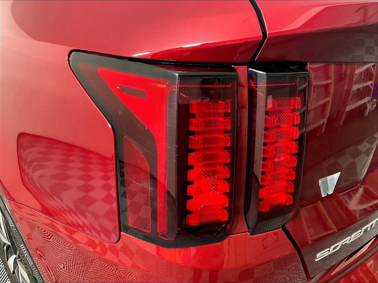 2023 Kia Sorento EX - Photo 23