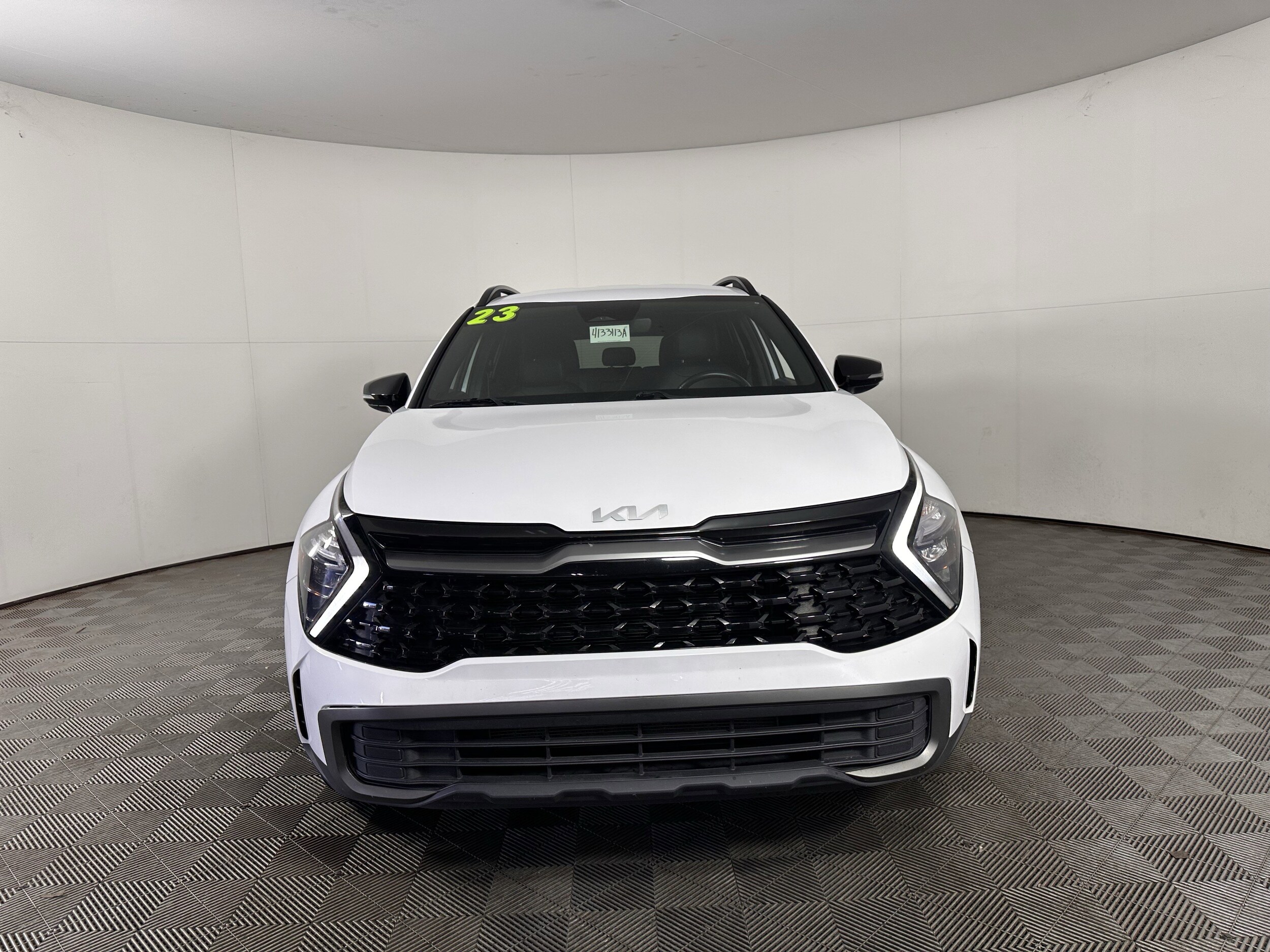 2023 Kia Sportage X-Line photo 2