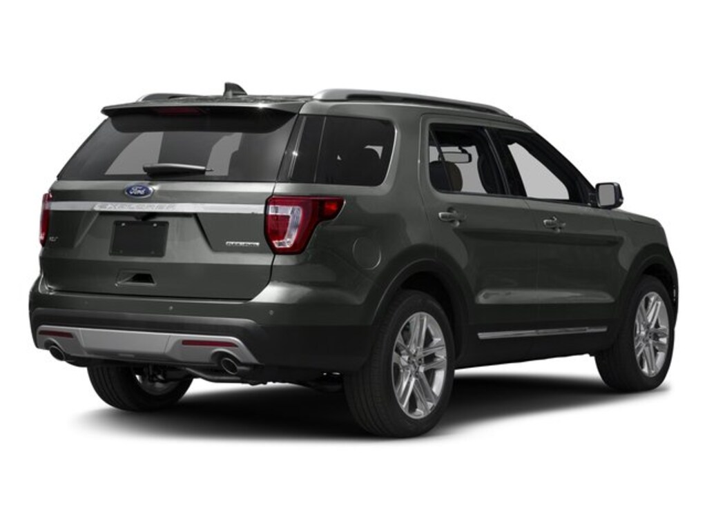 Used 2017 Ford Explorer XLT FWD SUV