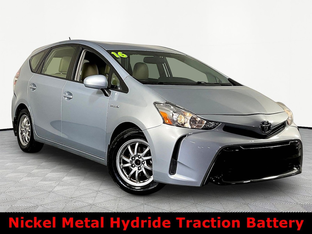 Used 2016 Toyota Prius v 5dr Wgn Two Wagon