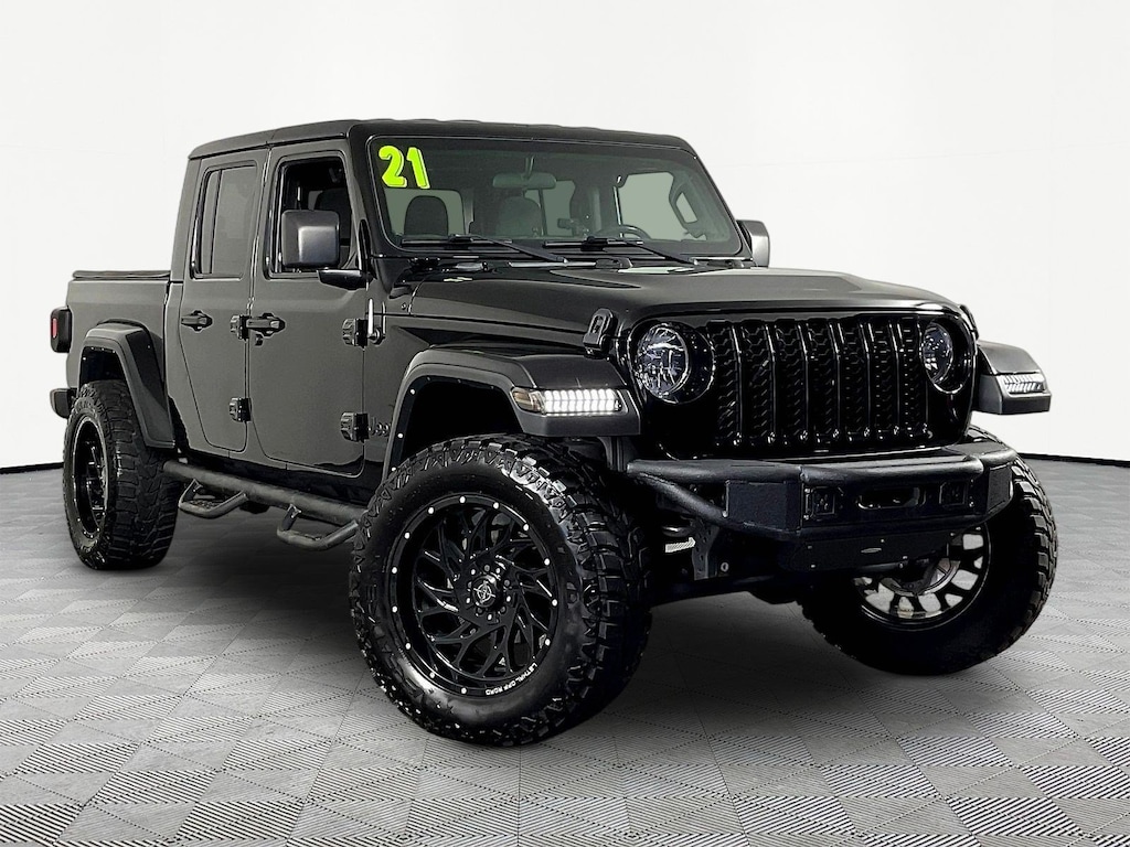Used 2021 Jeep Gladiator Willys 4x4 Truck Crew Cab