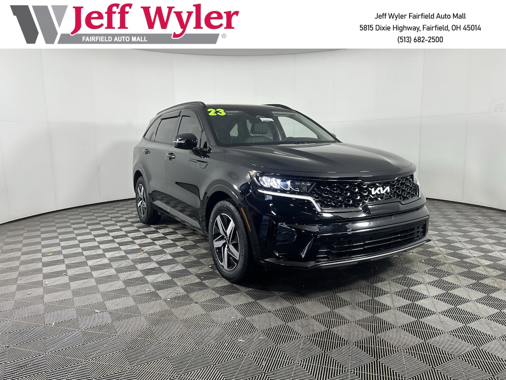 Certified 2023 Kia Sorento S FWD SUV