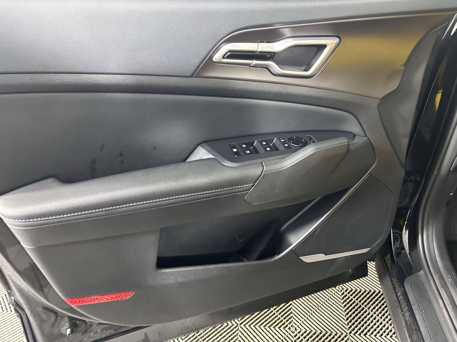 2026 Kia Sportage EX - Photo 27