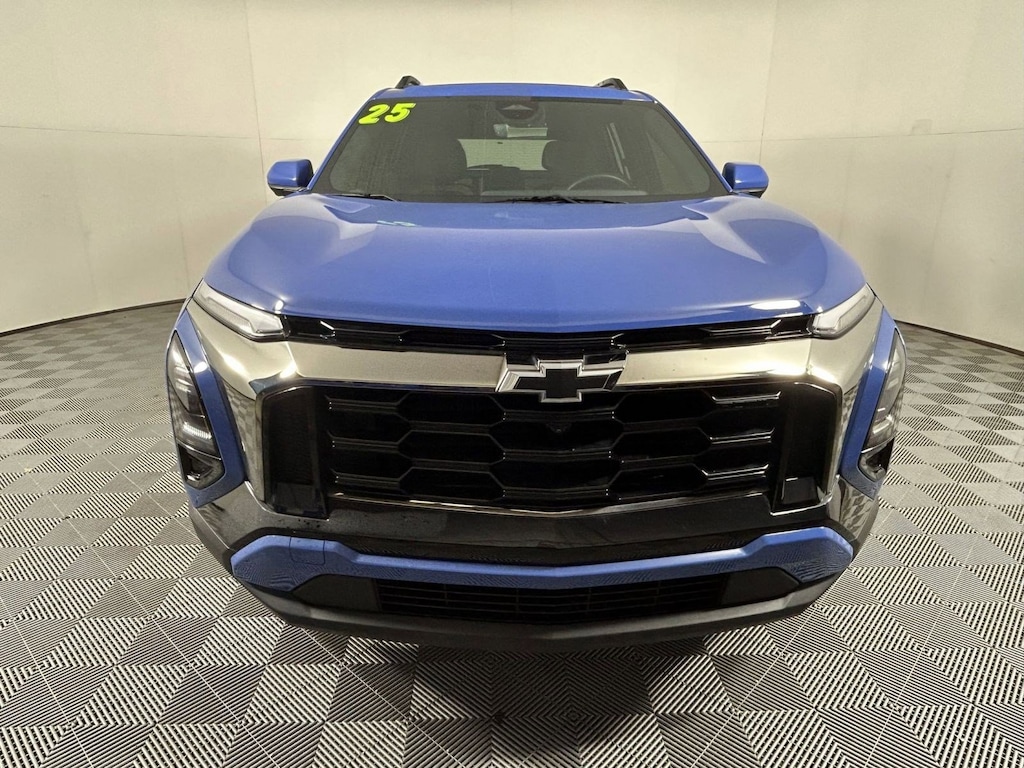 Used 2025 Chevrolet Equinox FWD 4dr ACTIV w/XDB SUV