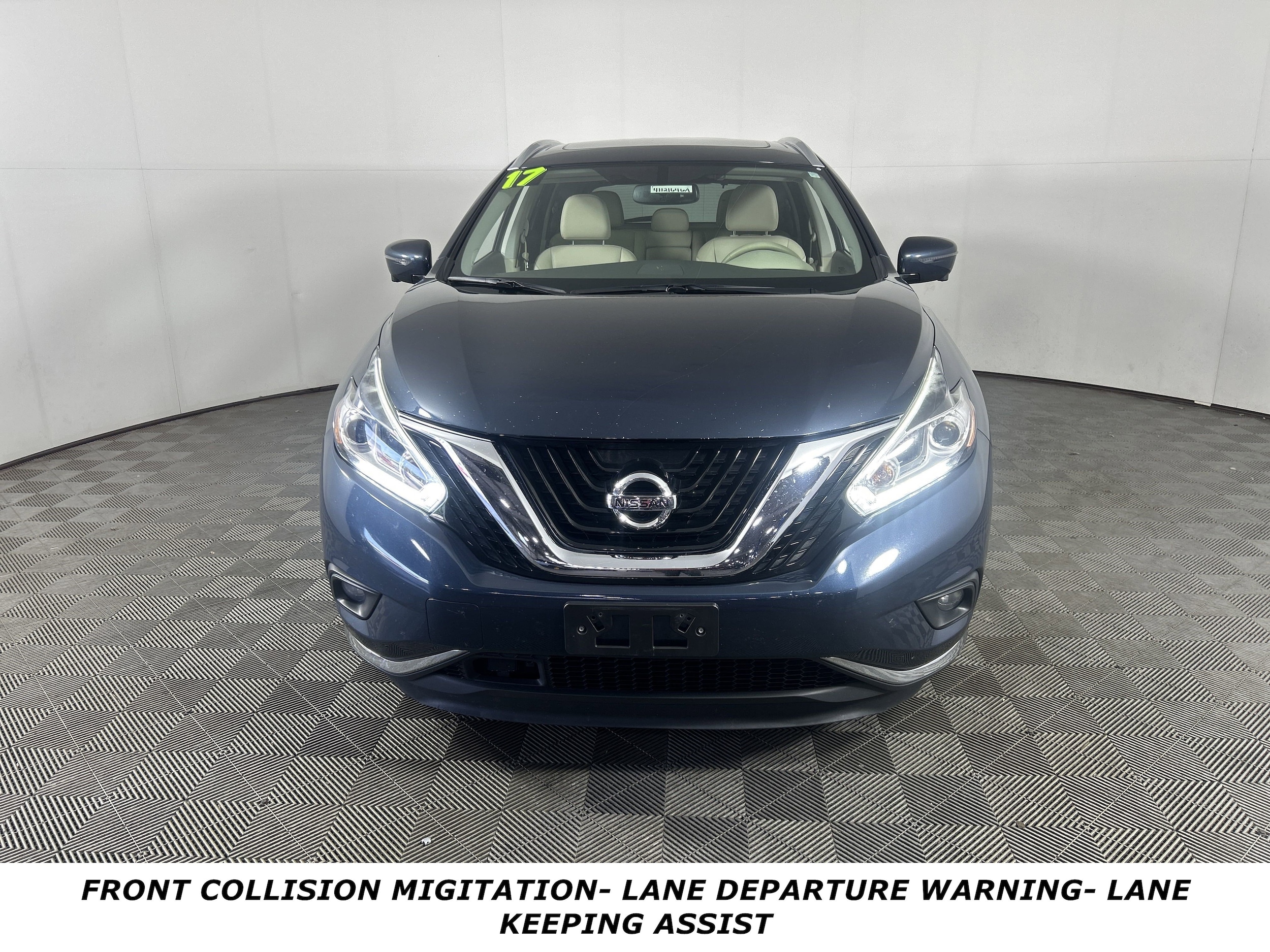 Used 2017 Nissan Murano Platinum with VIN 5N1AZ2MHXHN159592 for sale in Fairfield, OH