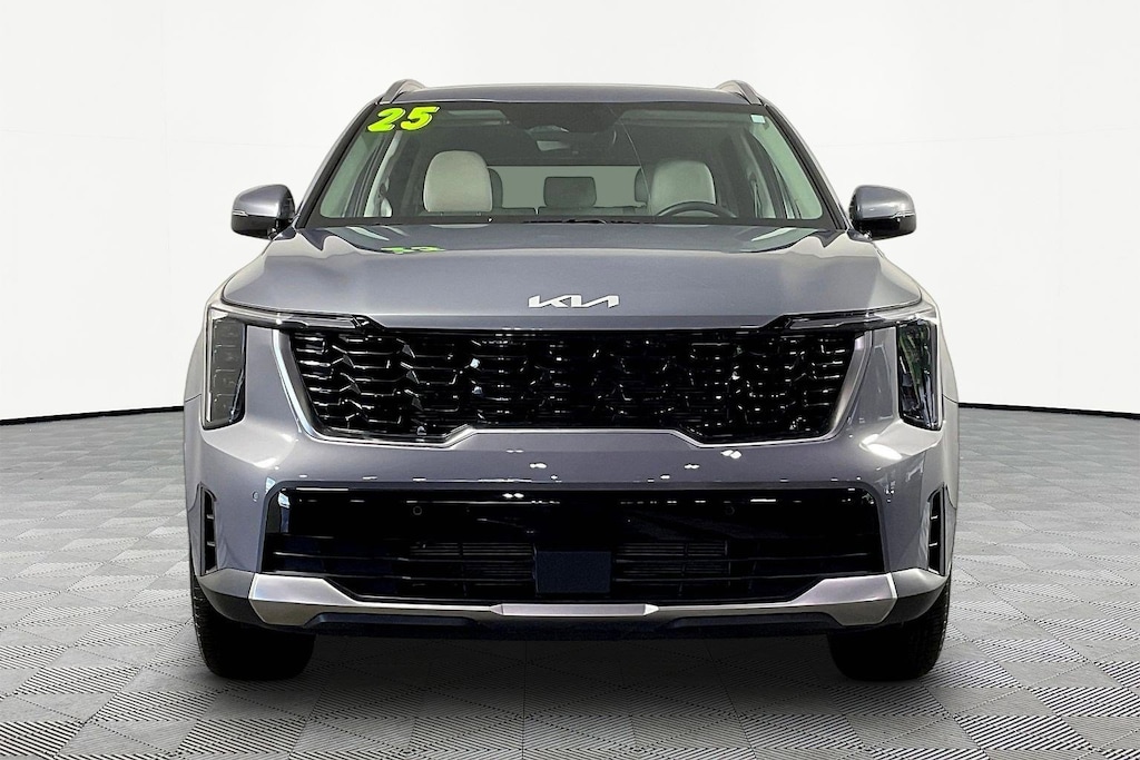 Certified 2025 Kia Sorento S AWD SUV