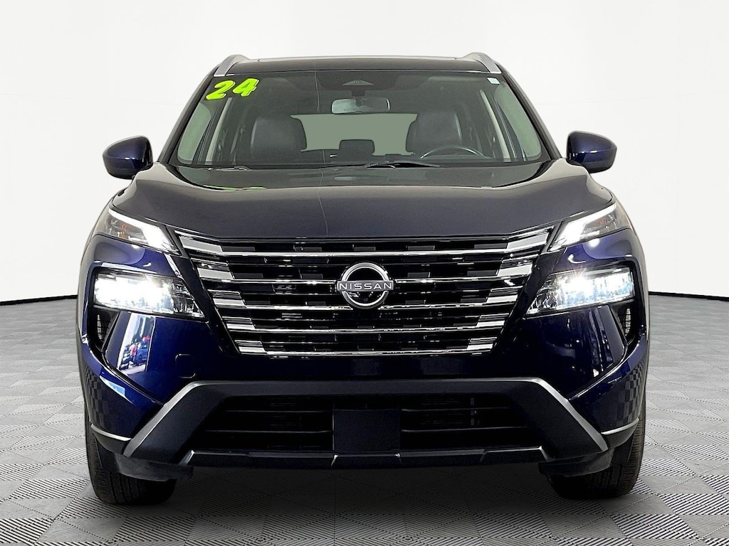 Used 2024 Nissan Rogue AWD SV SUV