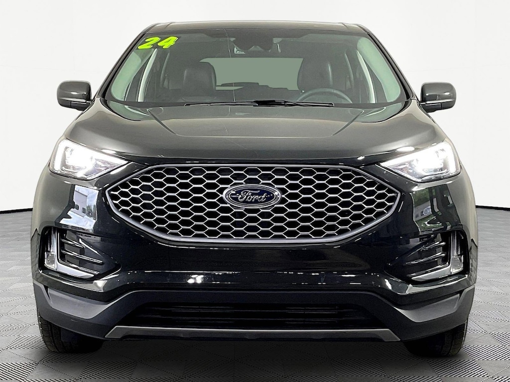 Used 2024 Ford Edge SEL AWD SUV