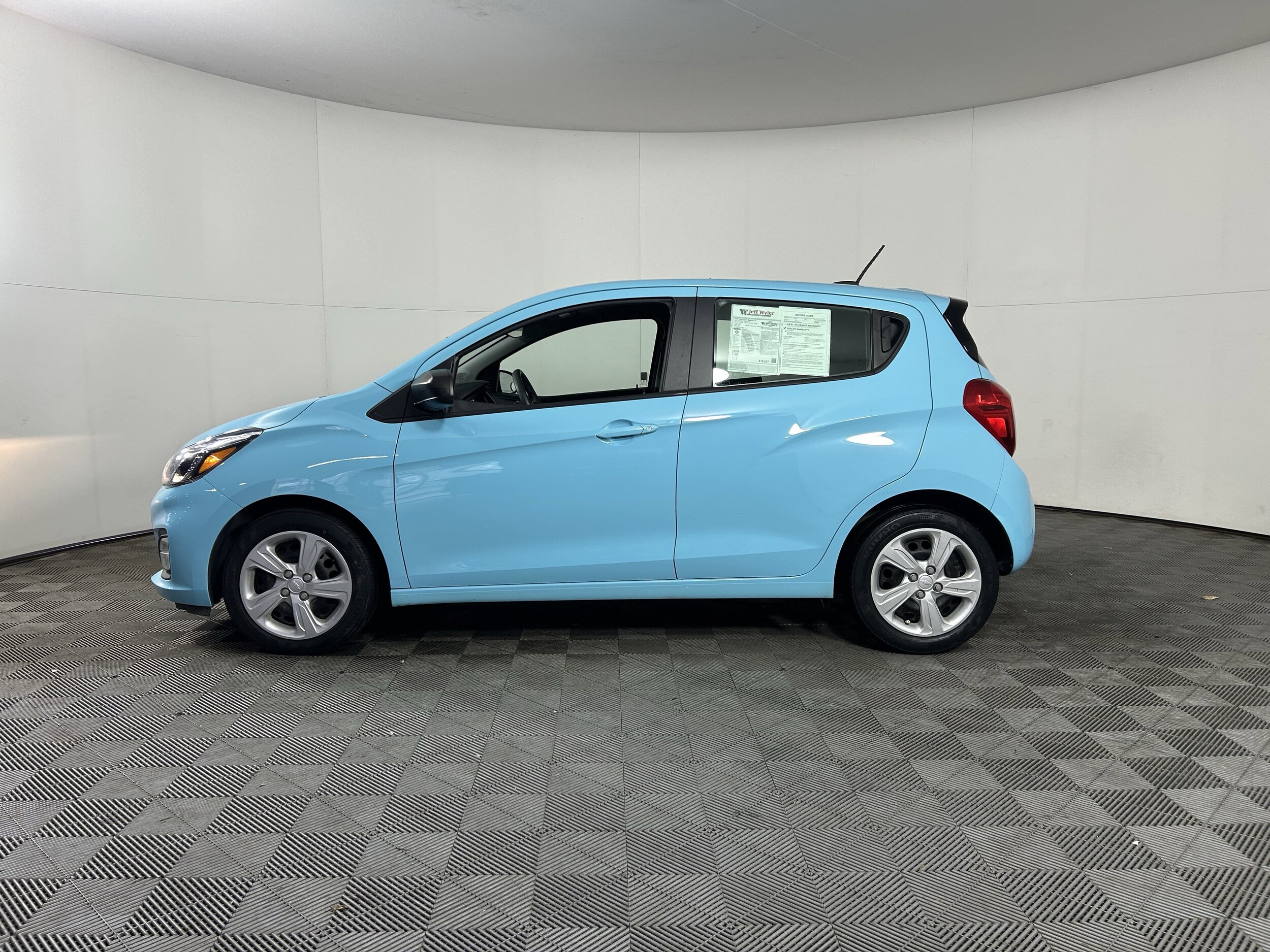 2021 Chevrolet Spark LS photo 3