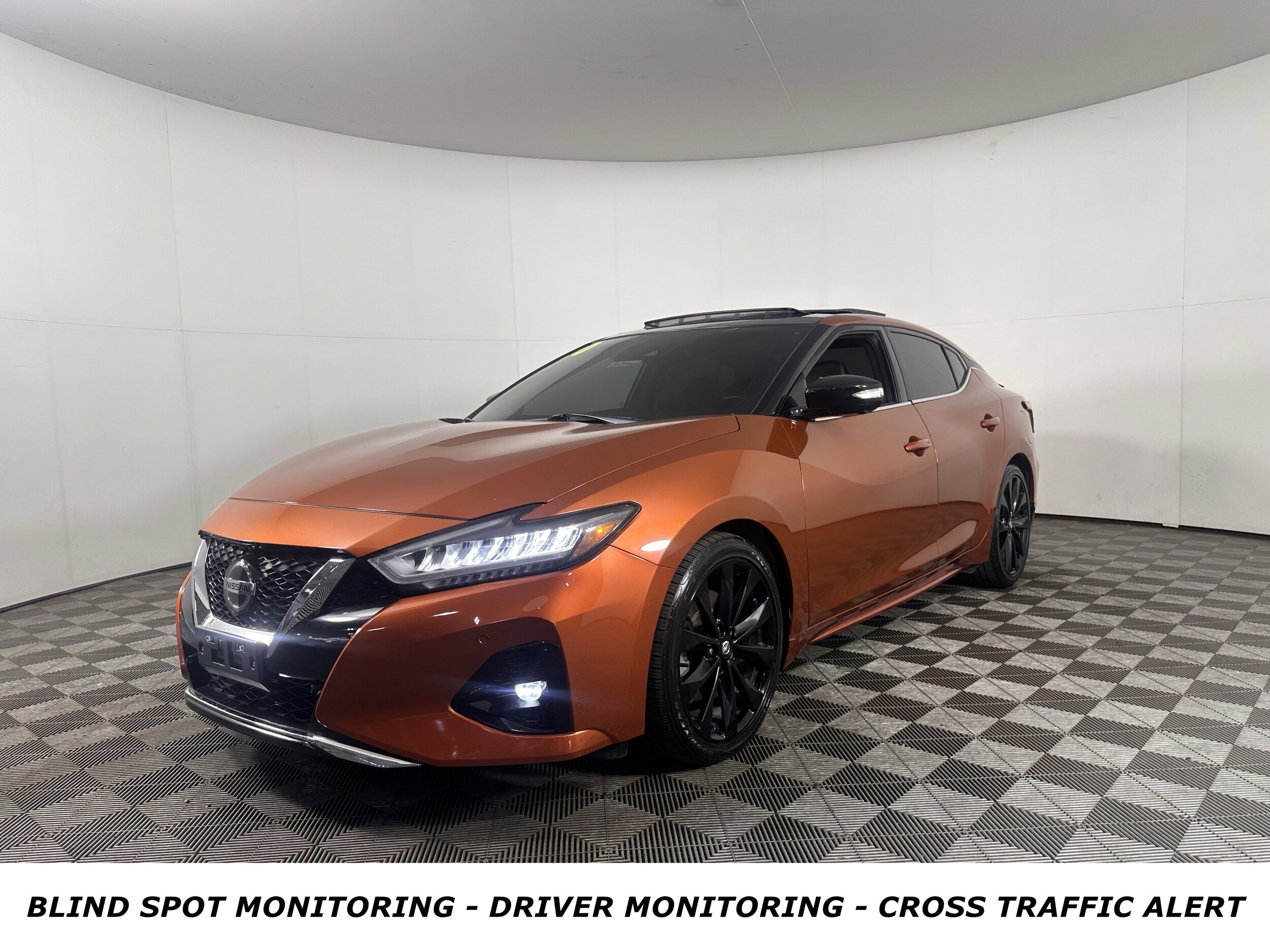 2020 Nissan Maxima SR photo 3