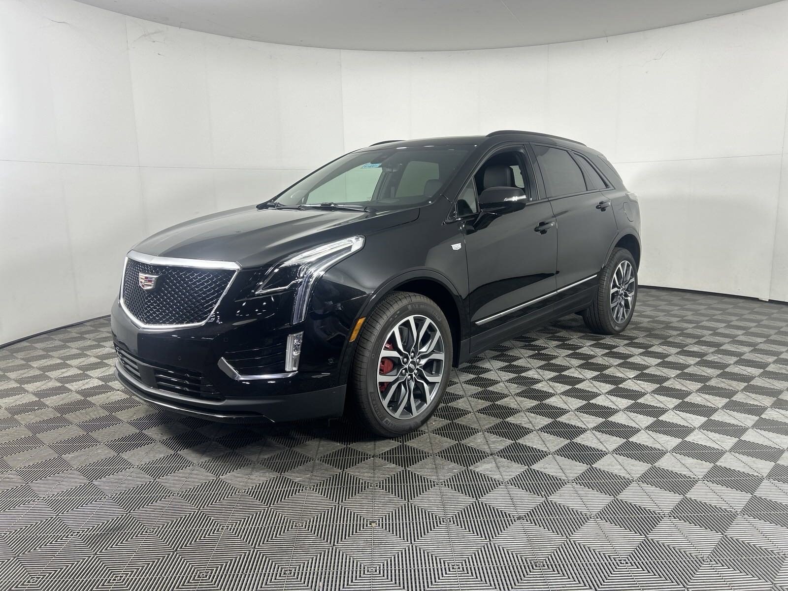 2025 Cadillac XT5 Sport photo 3