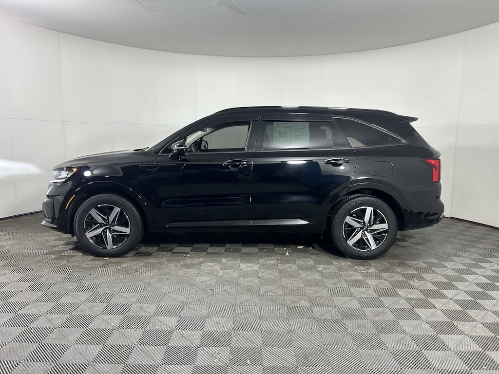 Certified 2023 Kia Sorento S FWD SUV