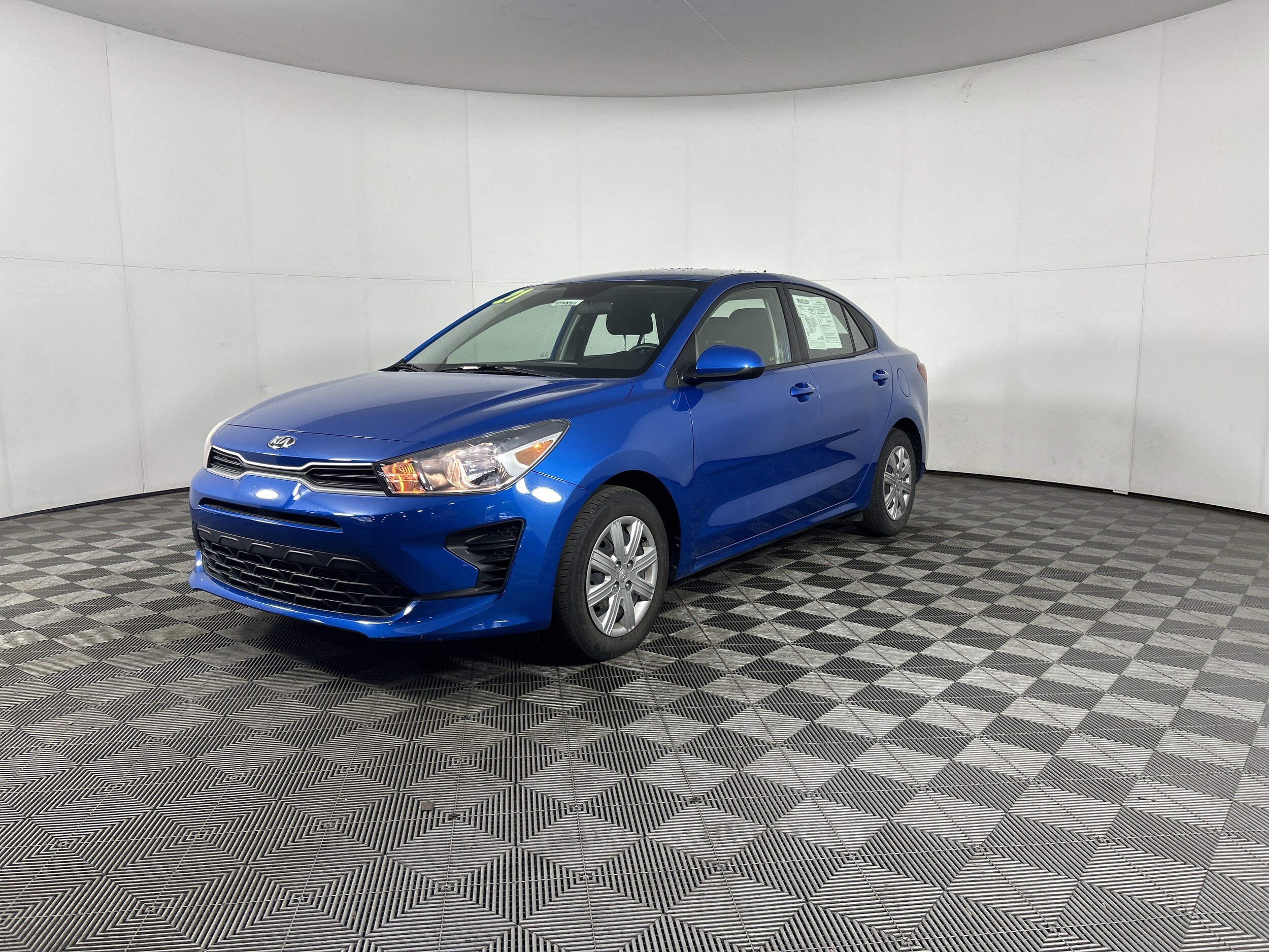 2021 Kia Rio S photo 2