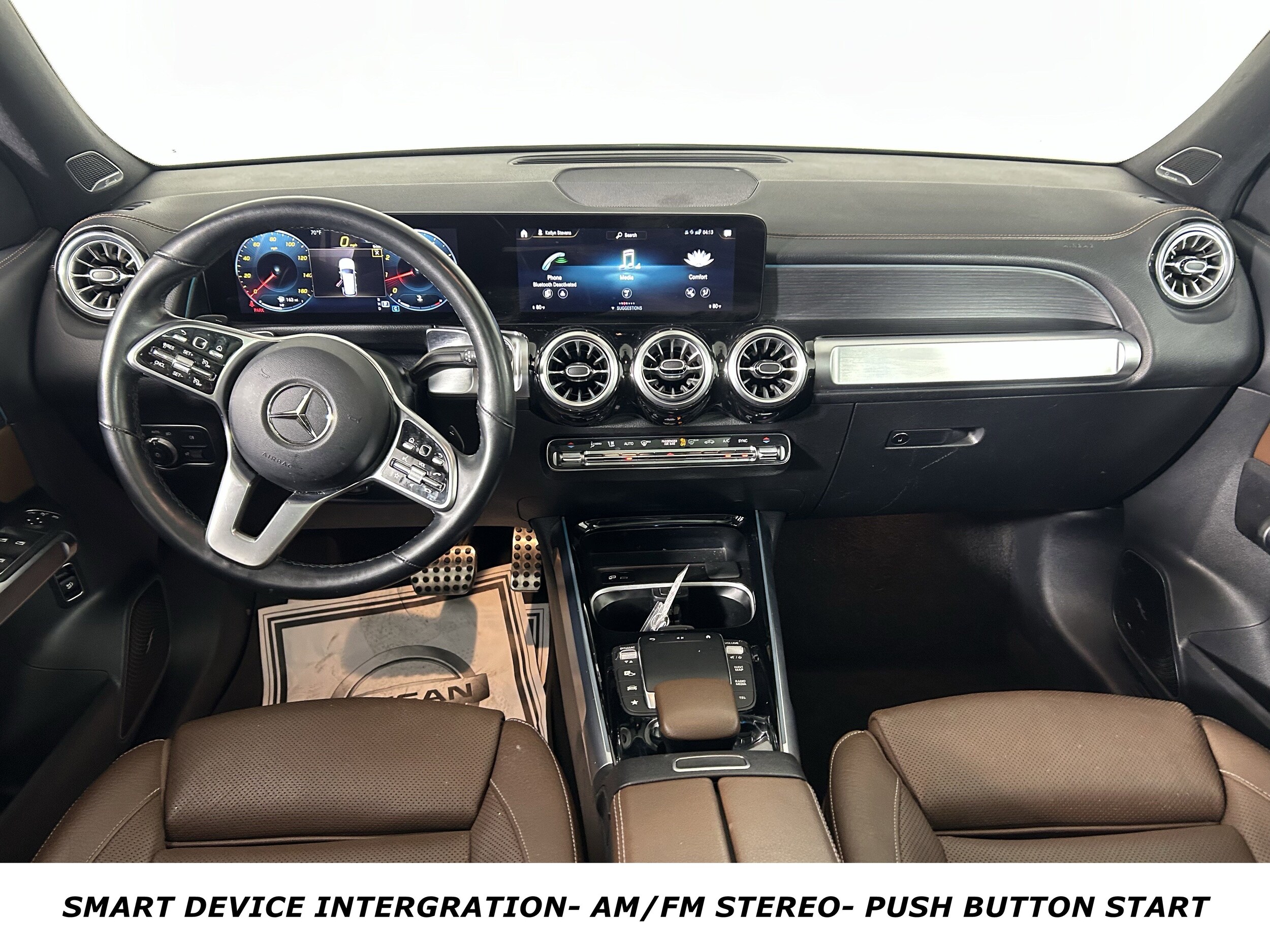 2023 Mercedes Benz GLB 250 4MATIC photo 3