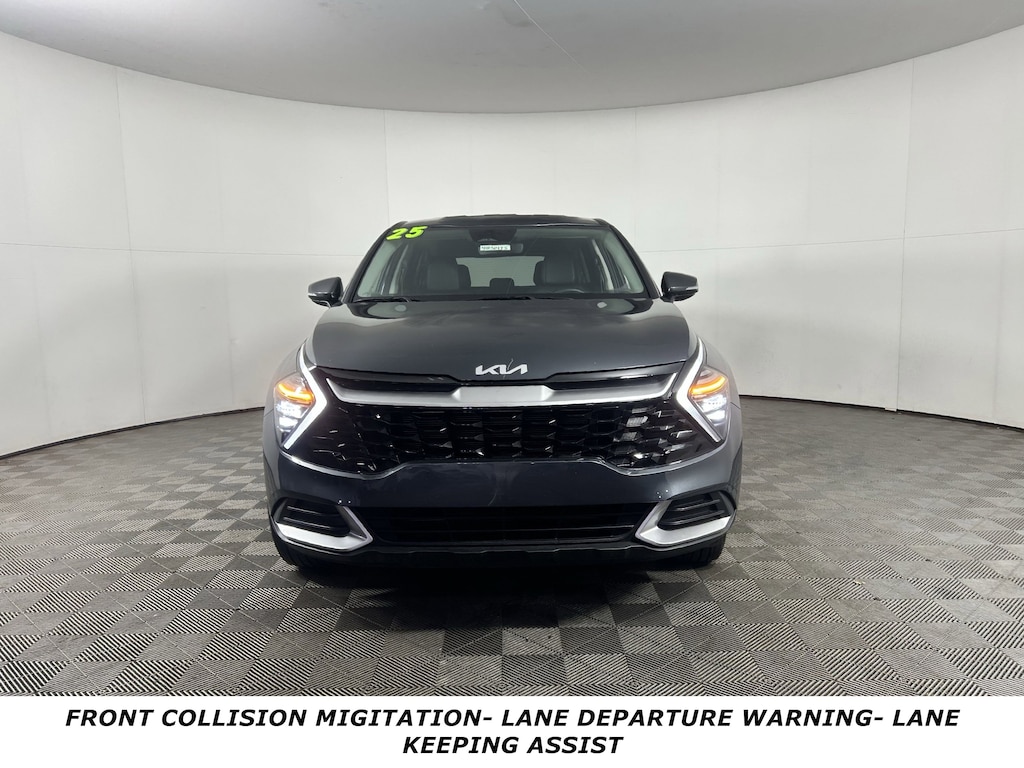 Used 2025 Kia Sportage EX FWD SUV
