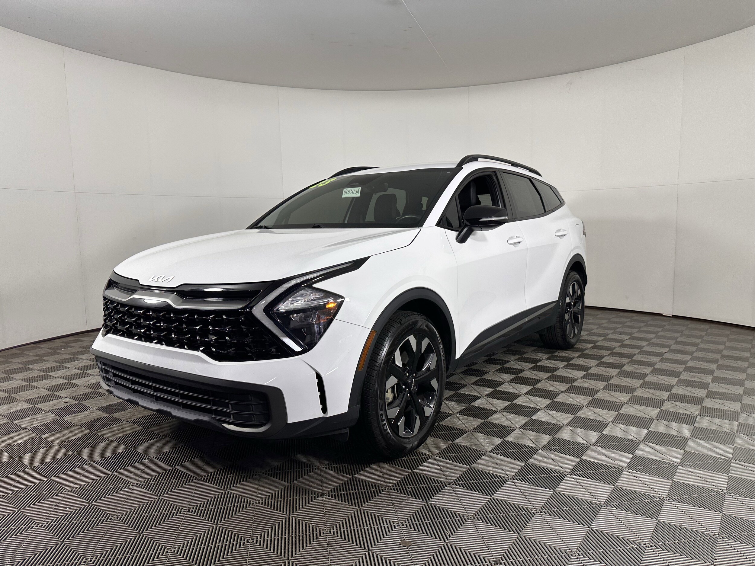 2023 Kia Sportage X-Line photo 3