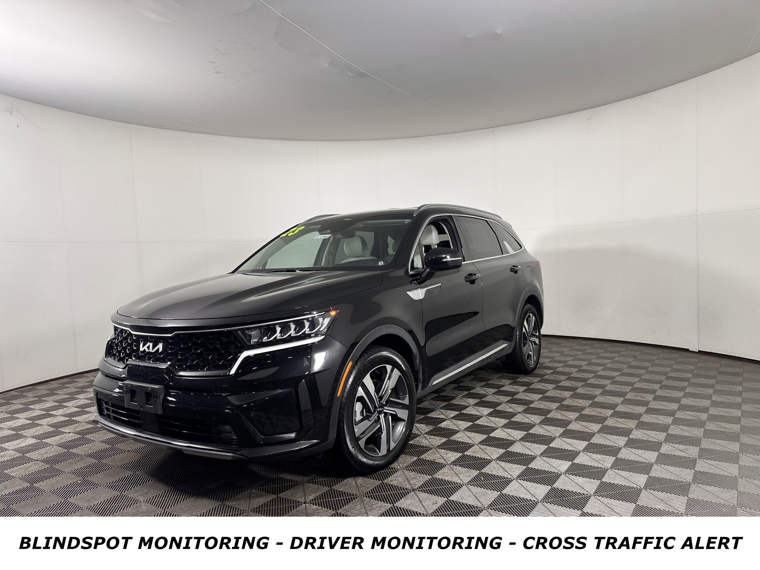2023 Kia Sorento Hybrid EX photo 3