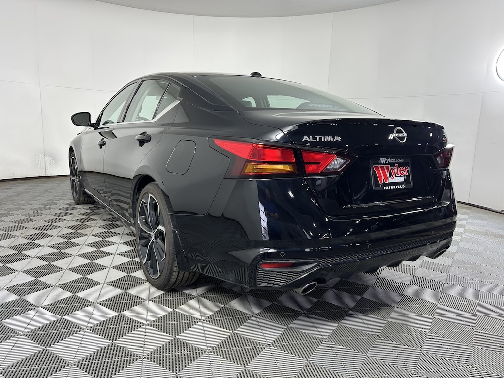 Certified 2025 Nissan Altima SR FWD Sedan