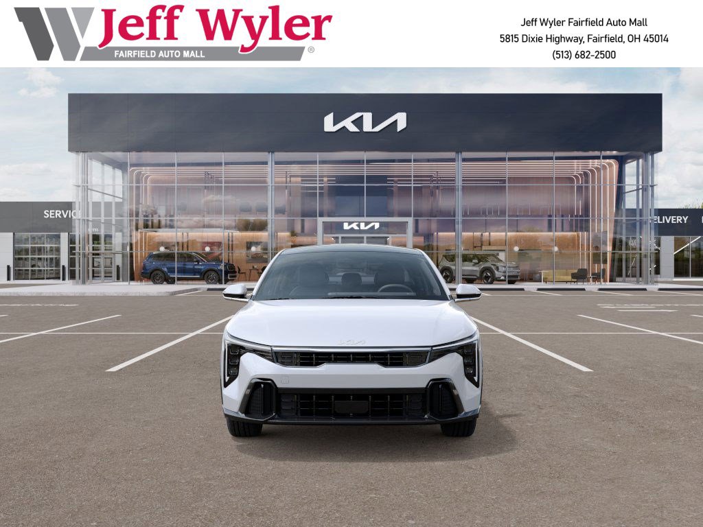 2025 Kia K4 GT-Line photo 2