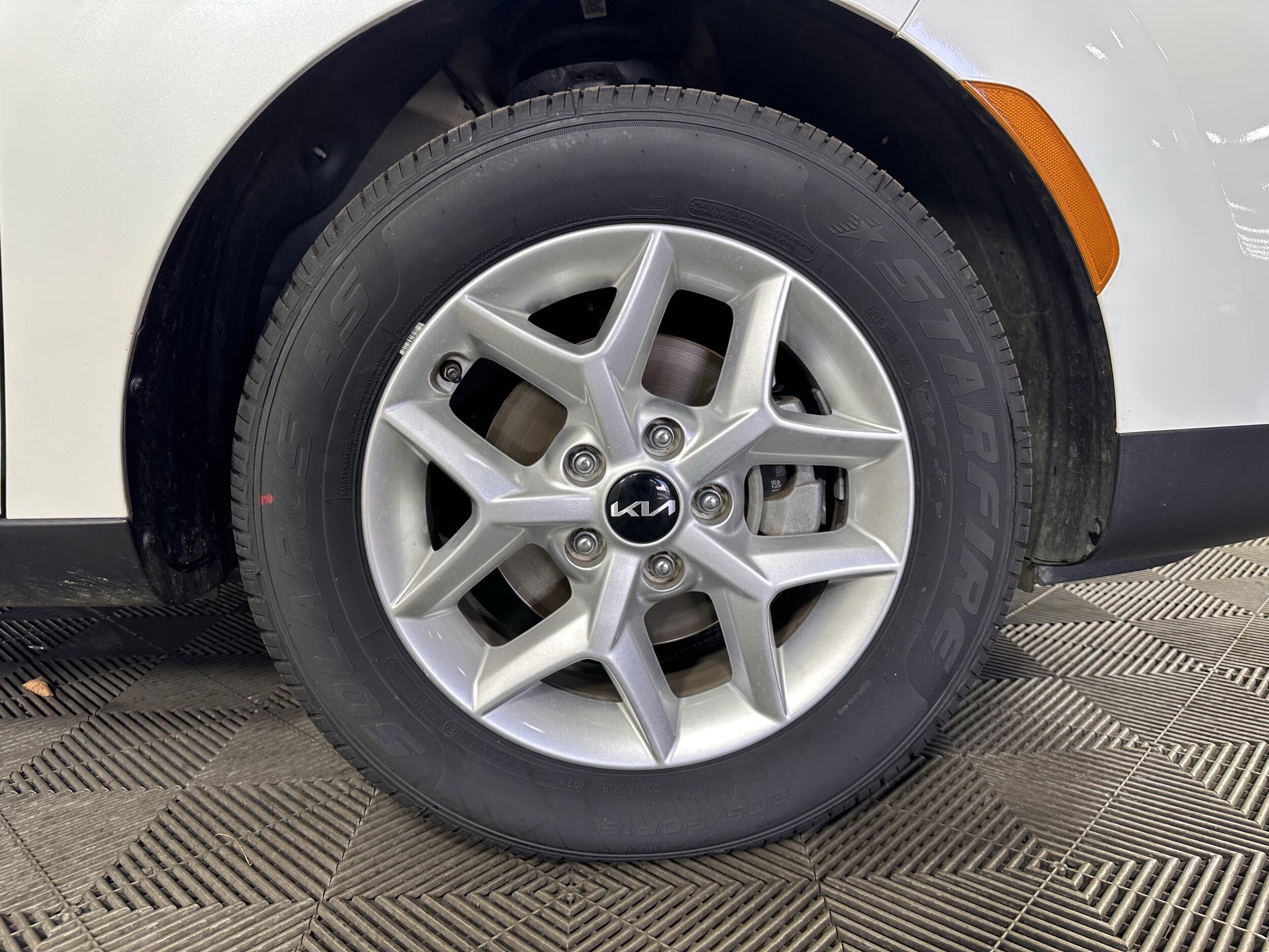 2022 Kia Soul LX photo 4