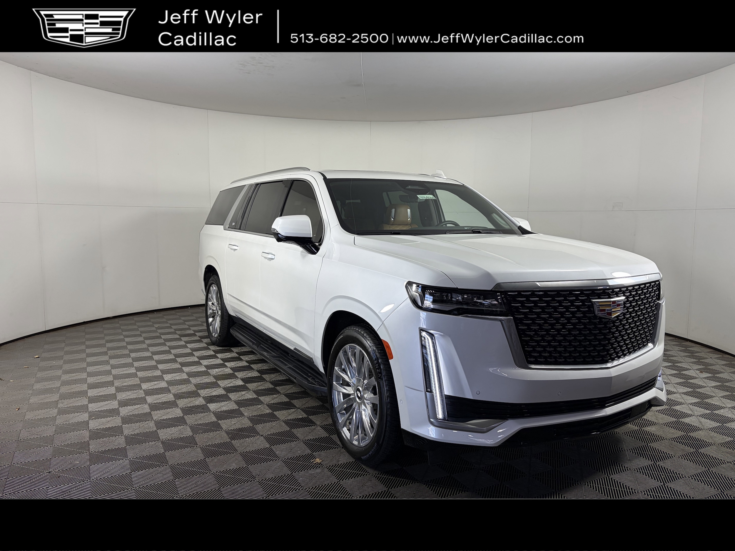 2024 Cadillac Escalade ESV Premium Luxury's photo