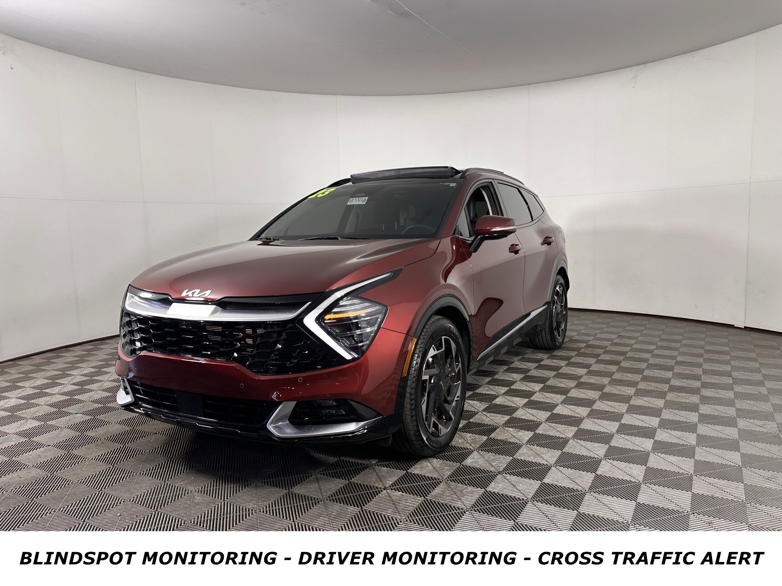 2023 Kia Sportage photo 3
