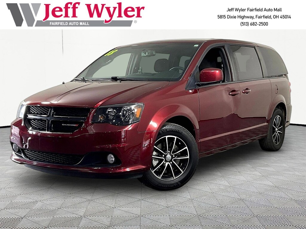 Used 2018 Dodge Grand Caravan SE Plus Wagon Van Passenger Van