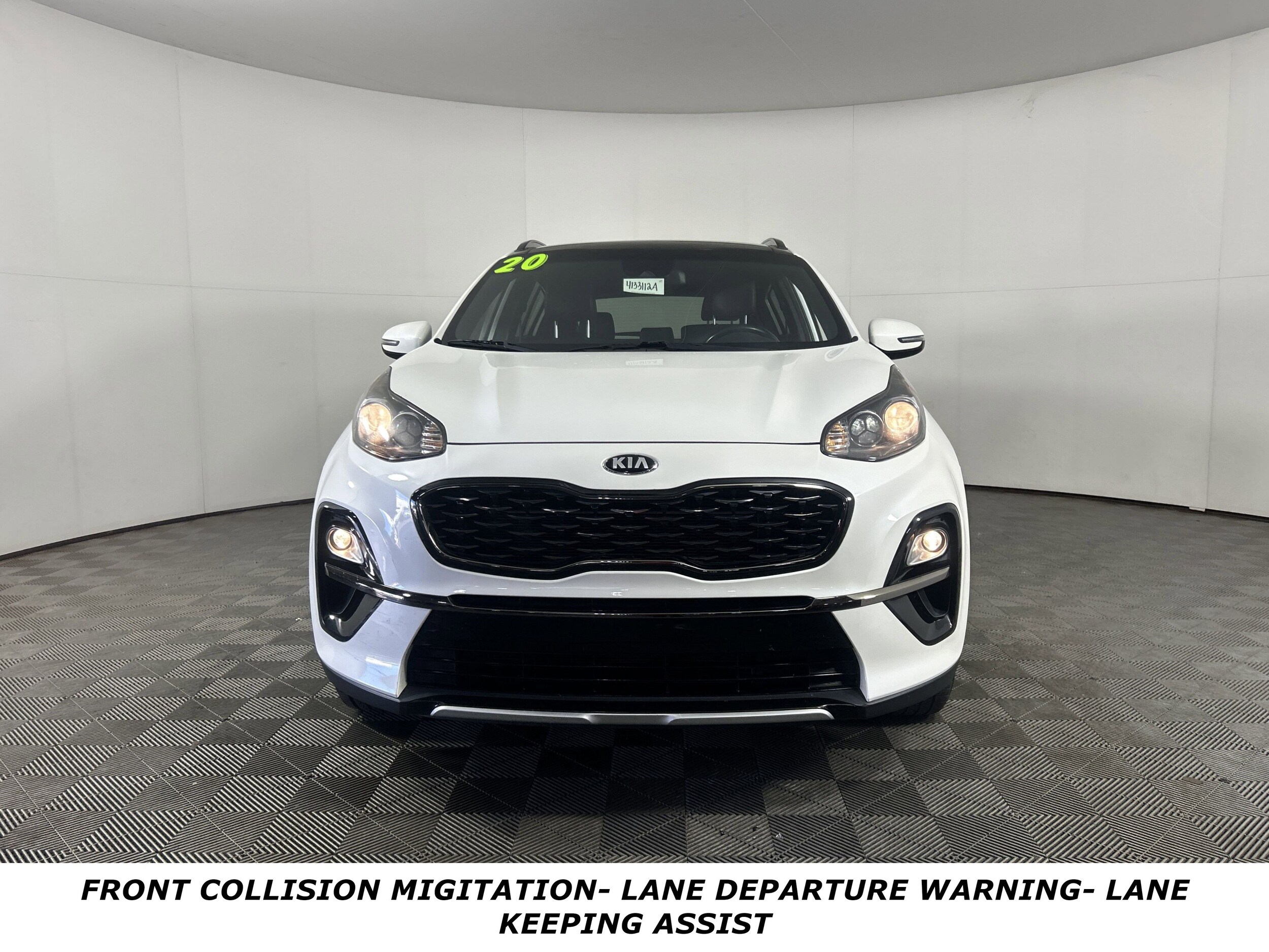 2020 Kia Sportage S photo 2