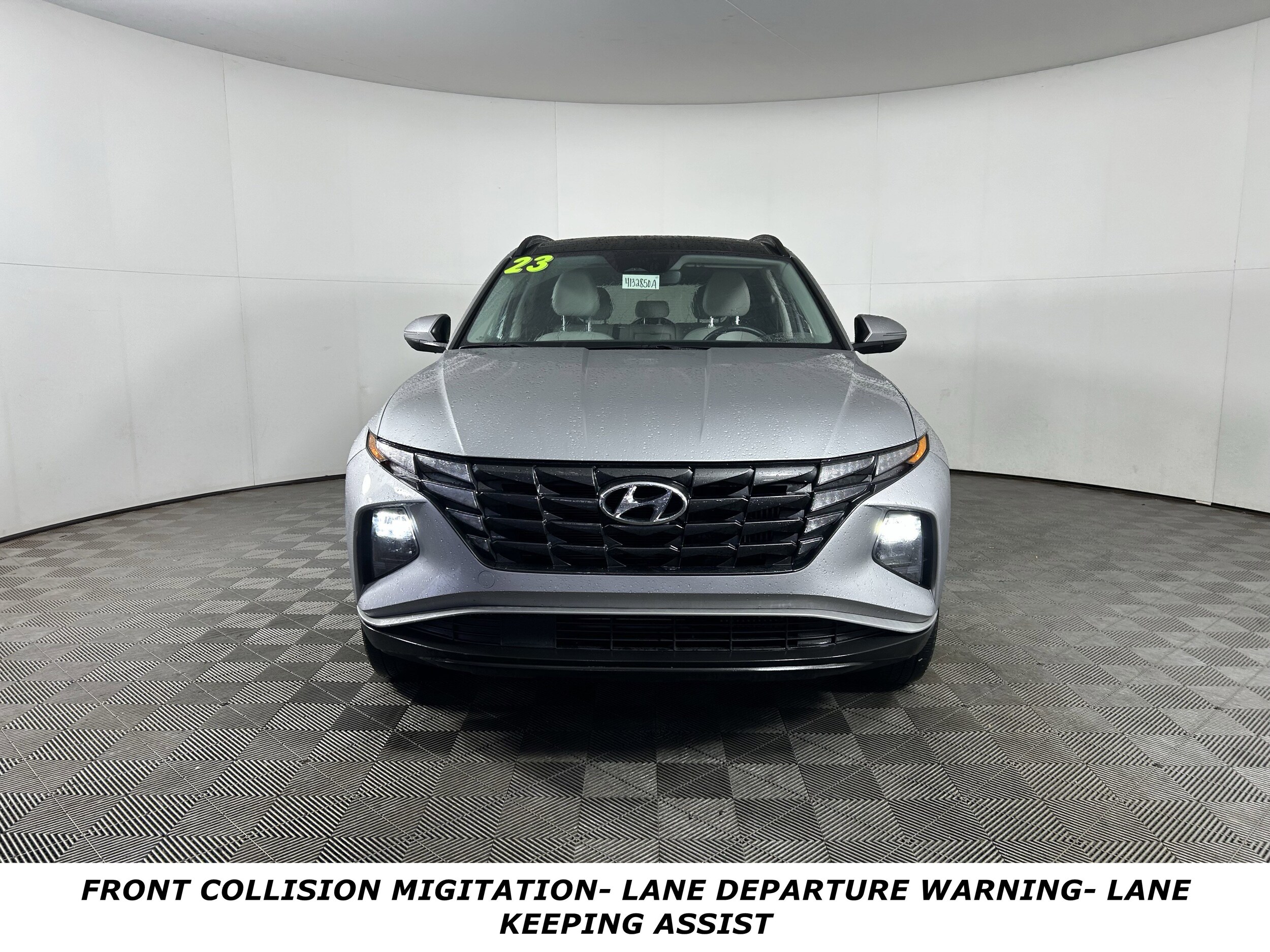 2023 Hyundai Tucson Hybrid SEL Convenience photo 2