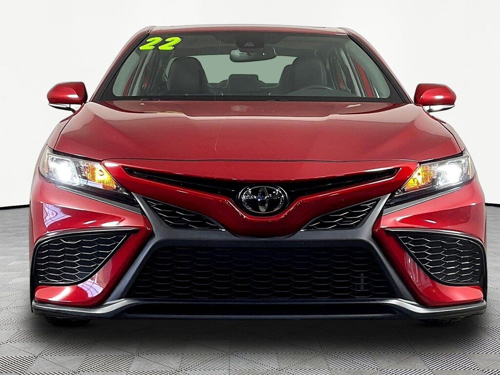 Used 2022 Toyota Camry SE Auto Sedan