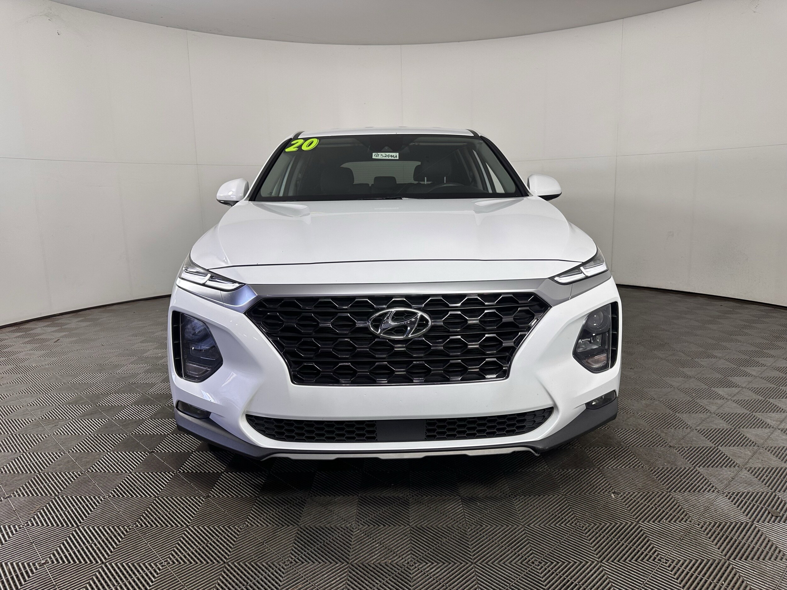 2020 Hyundai Santa Fe SEL photo 2