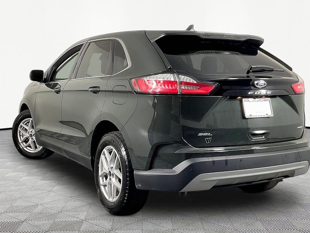 Used 2024 Ford Edge SEL AWD SUV