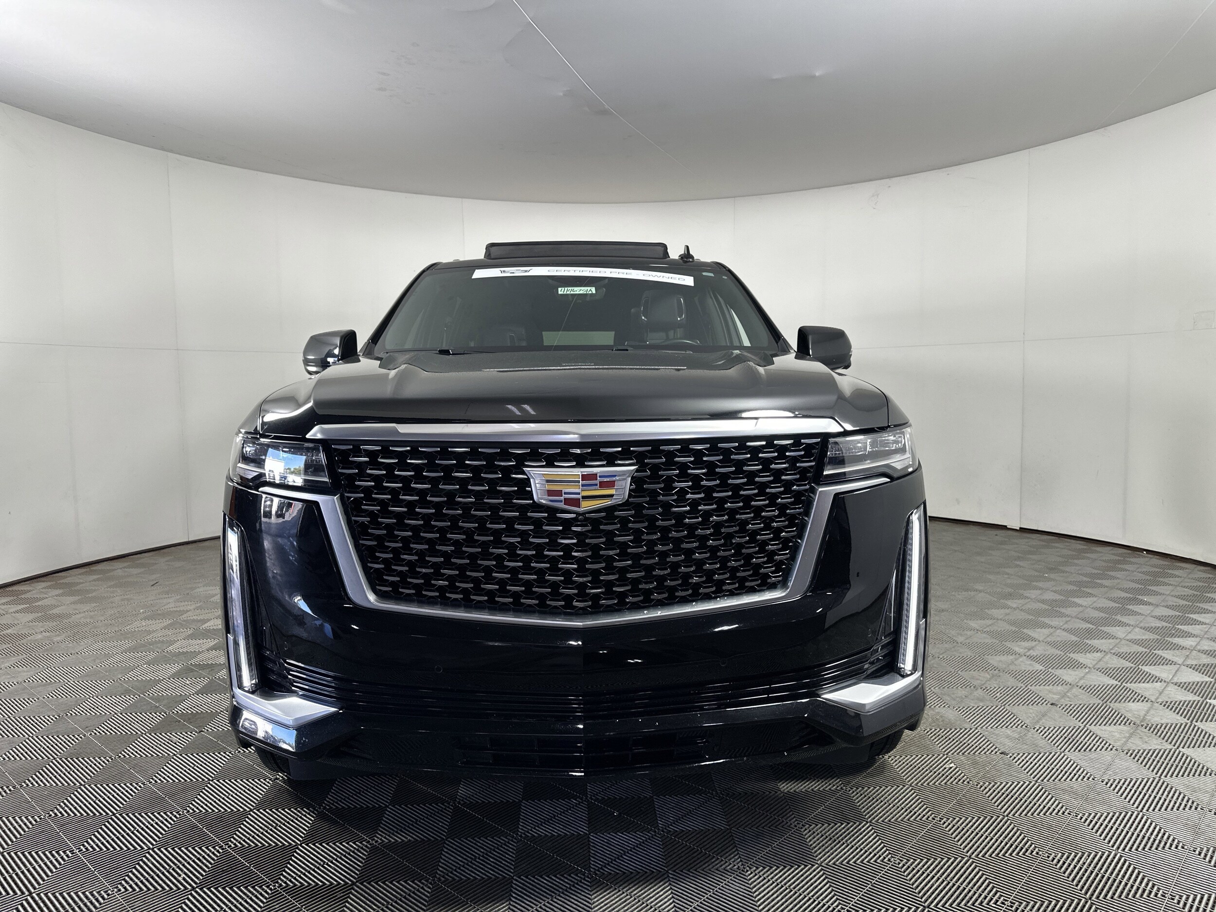 2021 Cadillac Escalade ESV Premium Luxury photo 2