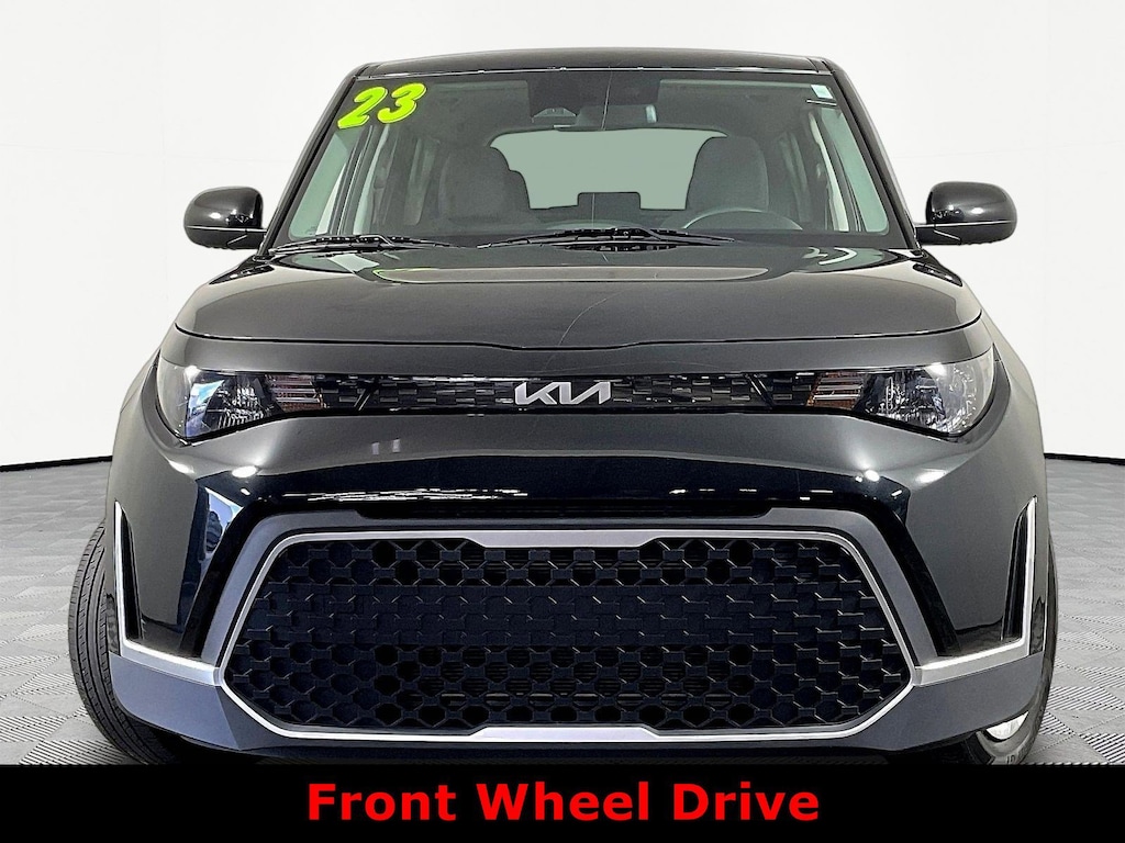 Used 2023 Kia Soul LX IVT Hatchback