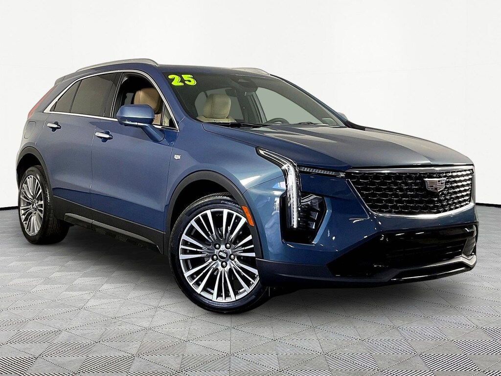 Used 2025 CADILLAC XT4 AWD 4dr Premium Luxury SUV