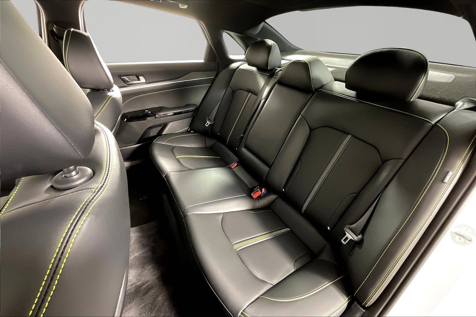 2026 Kia K5 GT - Photo 18