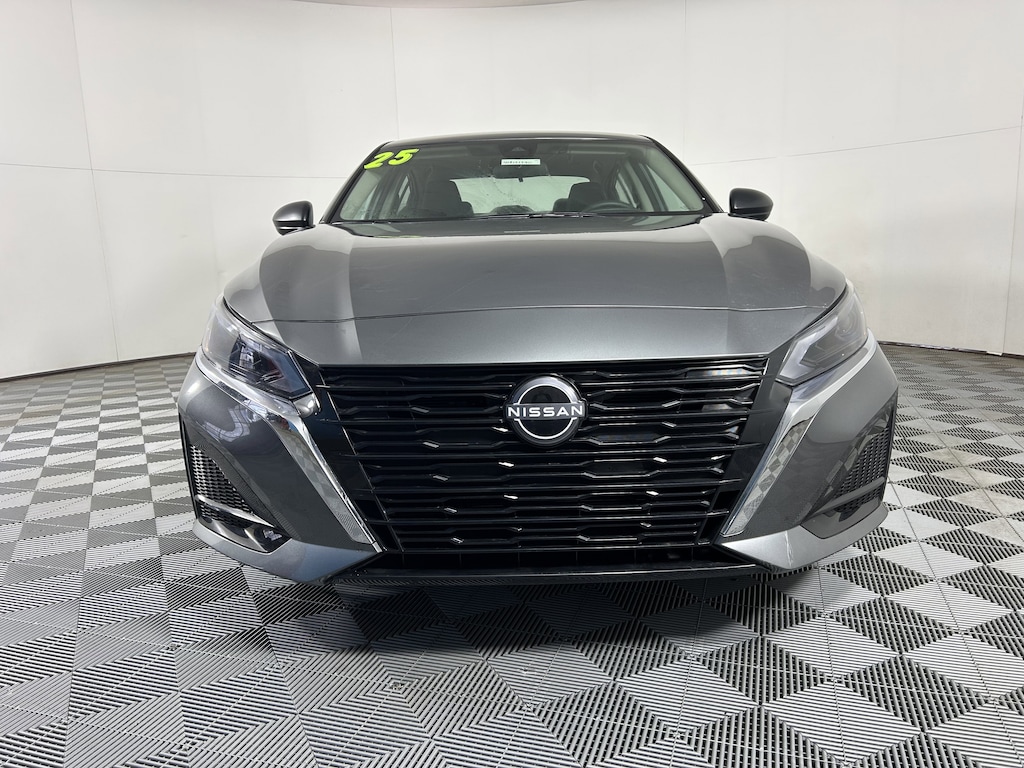 Used 2025 Nissan Altima S FWD Sedan