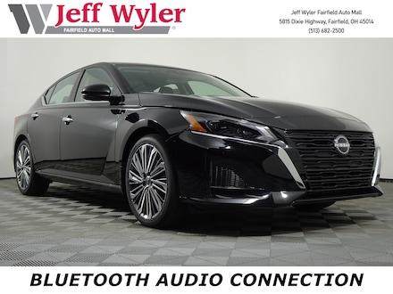 2025 Nissan Altima SL FWD Sedan