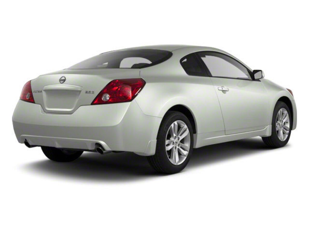 Used 2013 Nissan Altima 2dr Cpe I4 2.5 S Coupe