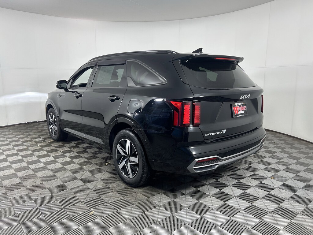 Certified 2023 Kia Sorento S FWD SUV