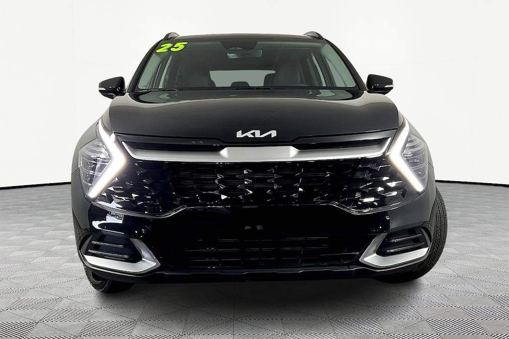 Certified 2025 Kia Sportage EX FWD SUV