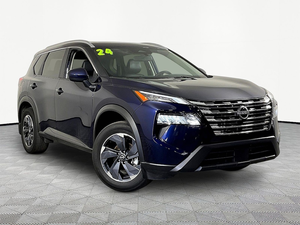 Used 2024 Nissan Rogue AWD SV SUV