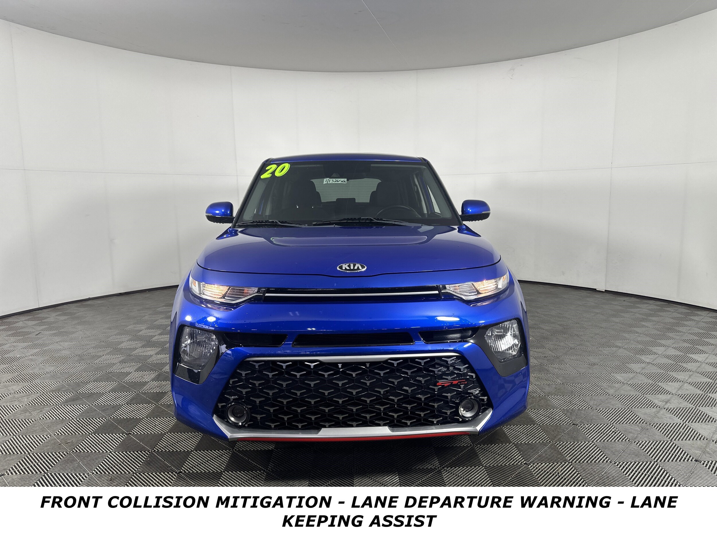 2020 Kia Soul GT-Line photo 2